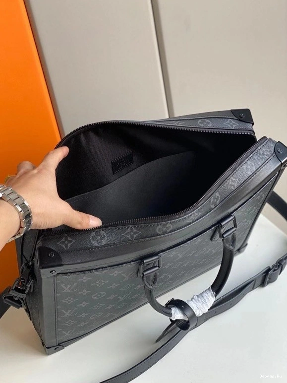 VUITTON SOFT TRUNK LOUIS 0209